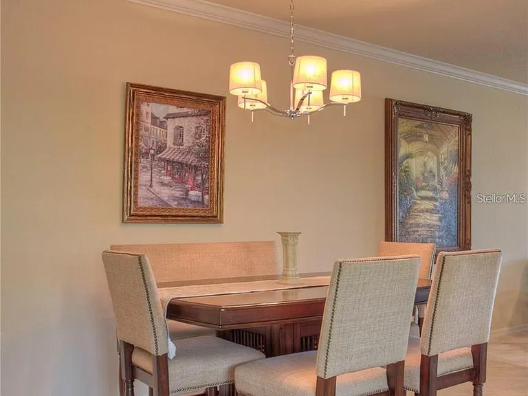 6627 Candlestick Dr — Photo 8
