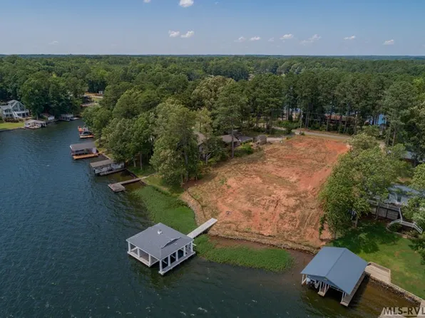 386 Pineview Dr, Henrico, NC 27842