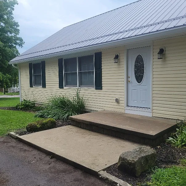 3 bed, 1540 sqft, $2,000 — Photo 1