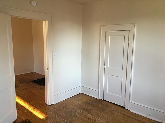 5th image of 1212 Buena Vista Blvd SE