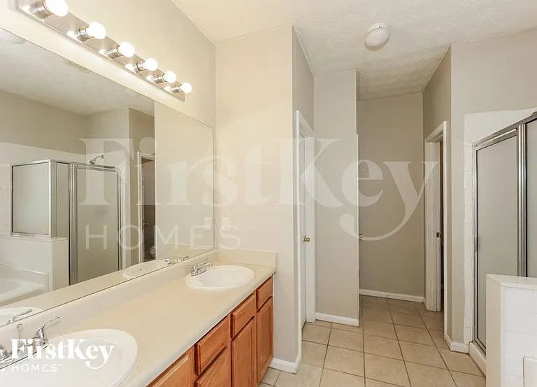 5713 Old Carriage Dr — Photo 11