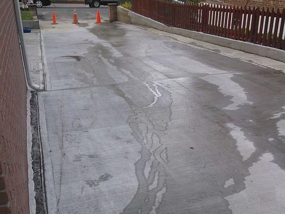3rd image of 126 Cox Ave