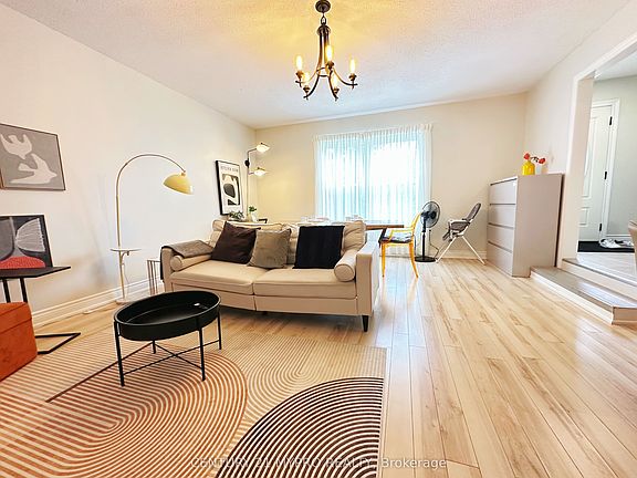 5th image of 94 Prospect St