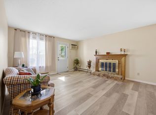 341 Prairiewood Cir S APT 208, Fargo, ND 58103