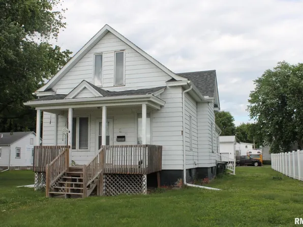 120 N Hill St, Geneseo, IL 61254