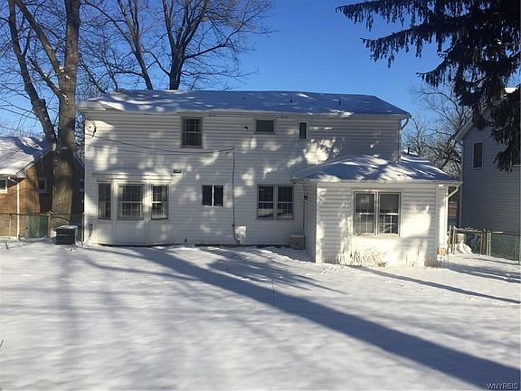 2nd image of 45 Willow Wood Park S