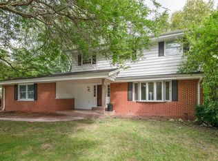 6342 W Carolann Dr, Brown Deer, WI 53223