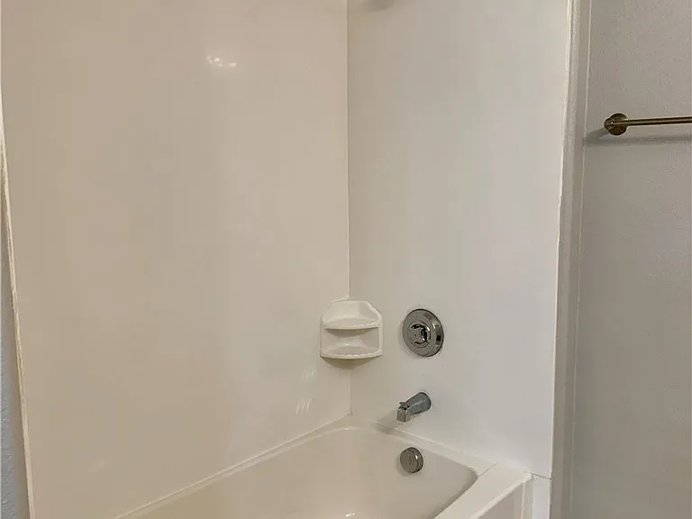 20 E Serene Ave #104 — Photo 23