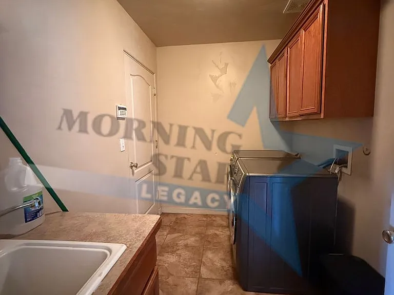 4648 Mesa Rico Dr — Photo 30