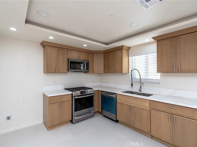 620 Silver Spur Way — Photo 4