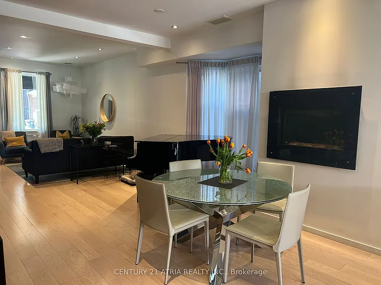 109 Simpson Ave — Photo 6