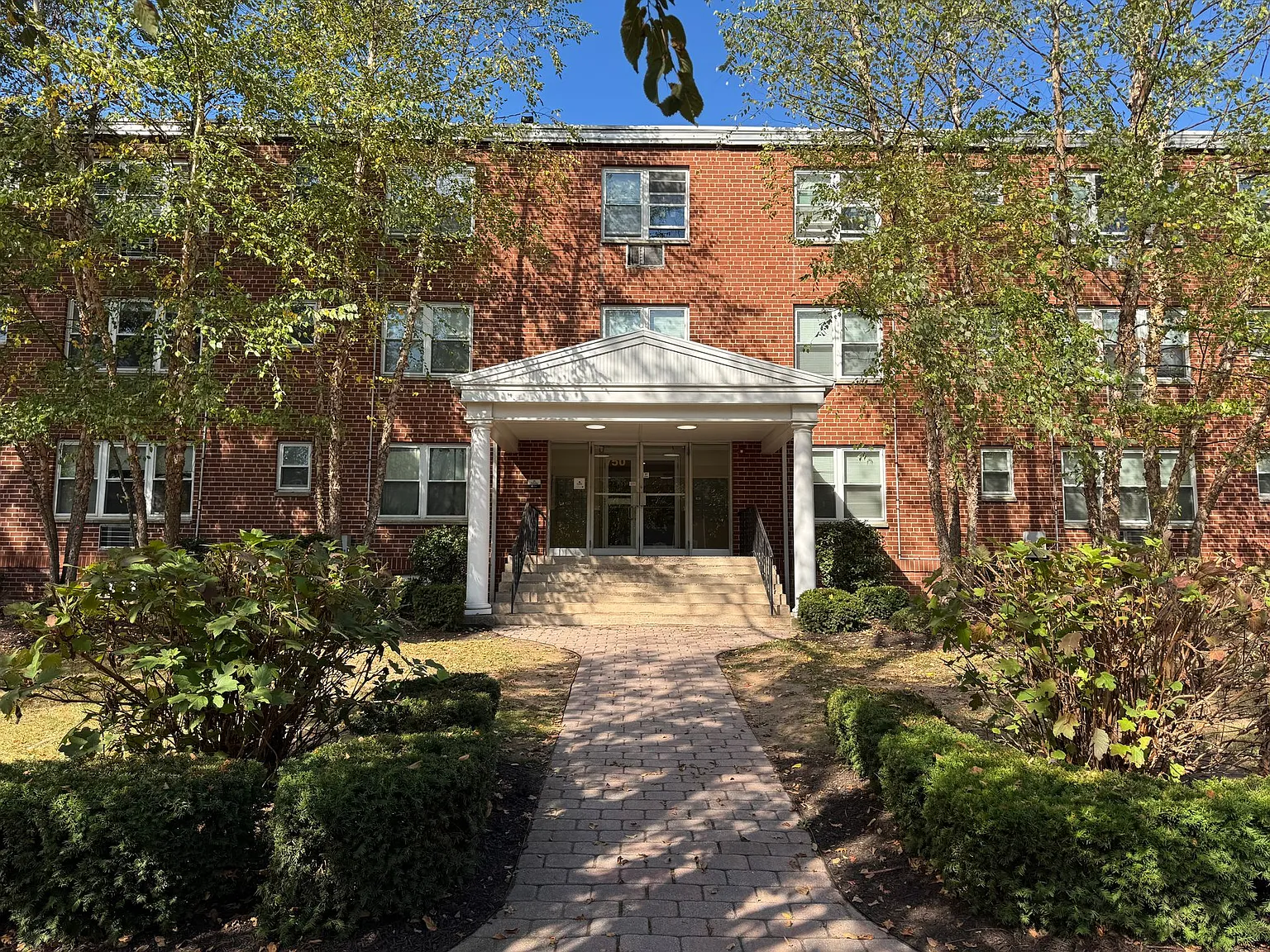 Eli Whitney Apartments — Photo 4
