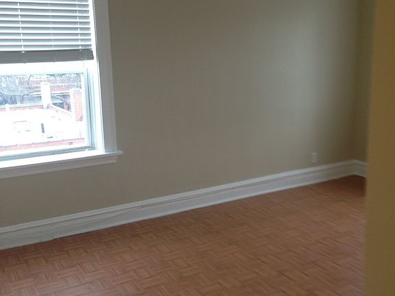 2nd image of 6710 N Northwest Hwy APT 3E