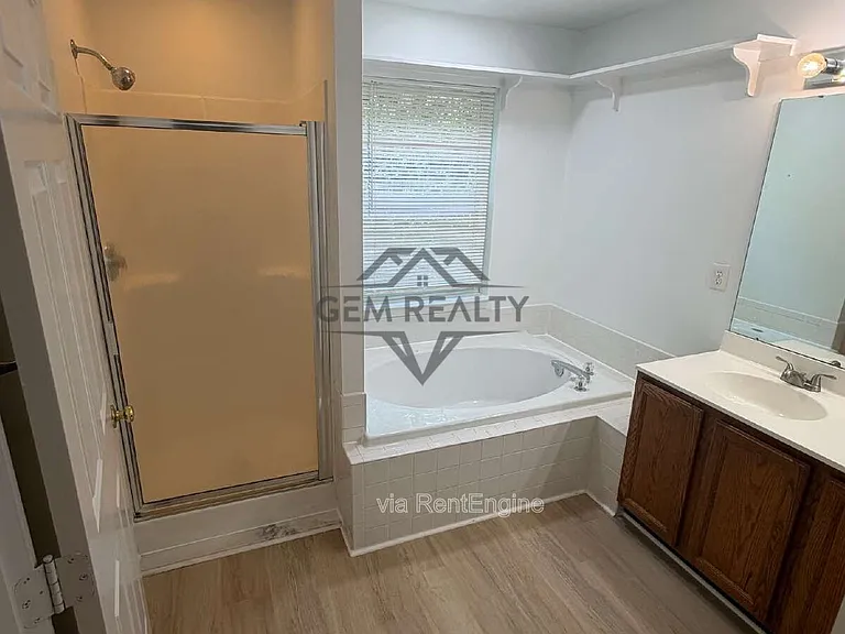 4710 Turnberry Dr — Photo 34