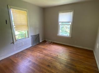 2520 Mary Ave, Saint Louis, MO 63136