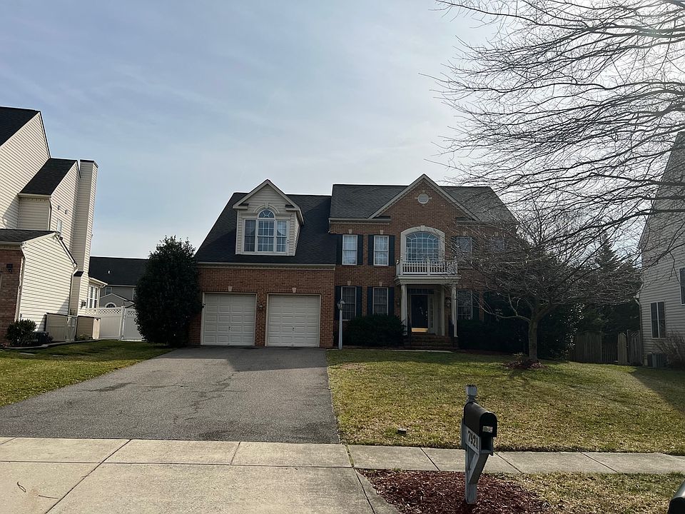 1st image of 7921 Darby Ln