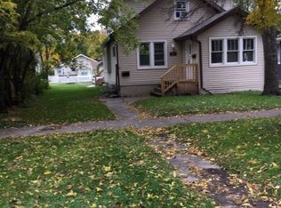 916 Almonte Ave, Grand Forks, ND 58201