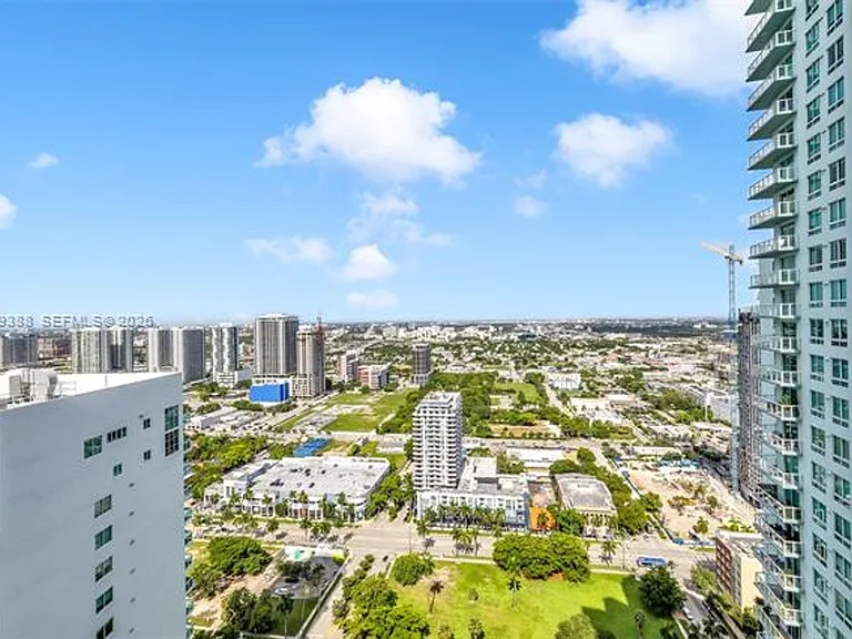 1800 N Bayshore Dr #4208 — Photo 18