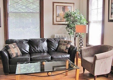 3rd image of 102 Highland Pl #1