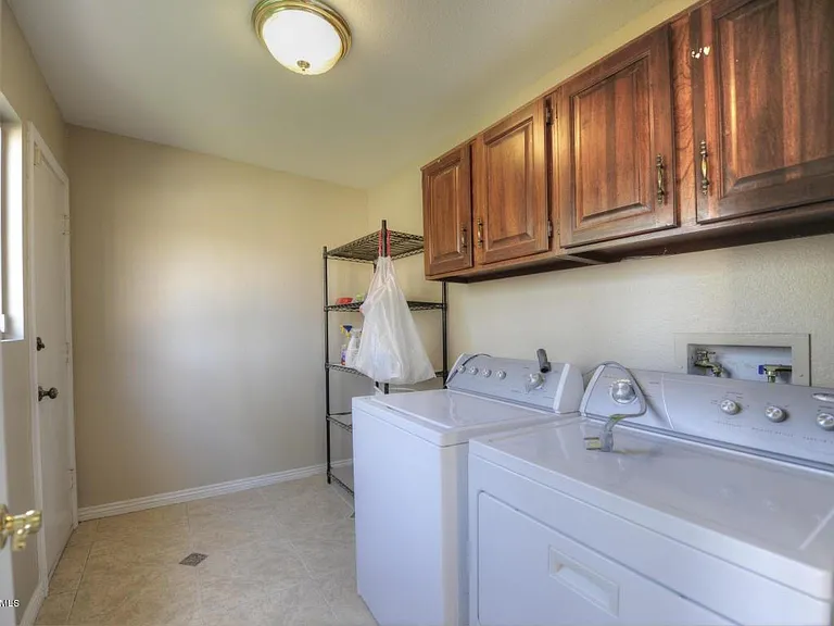 6548 E Presidio Rd — Photo 12