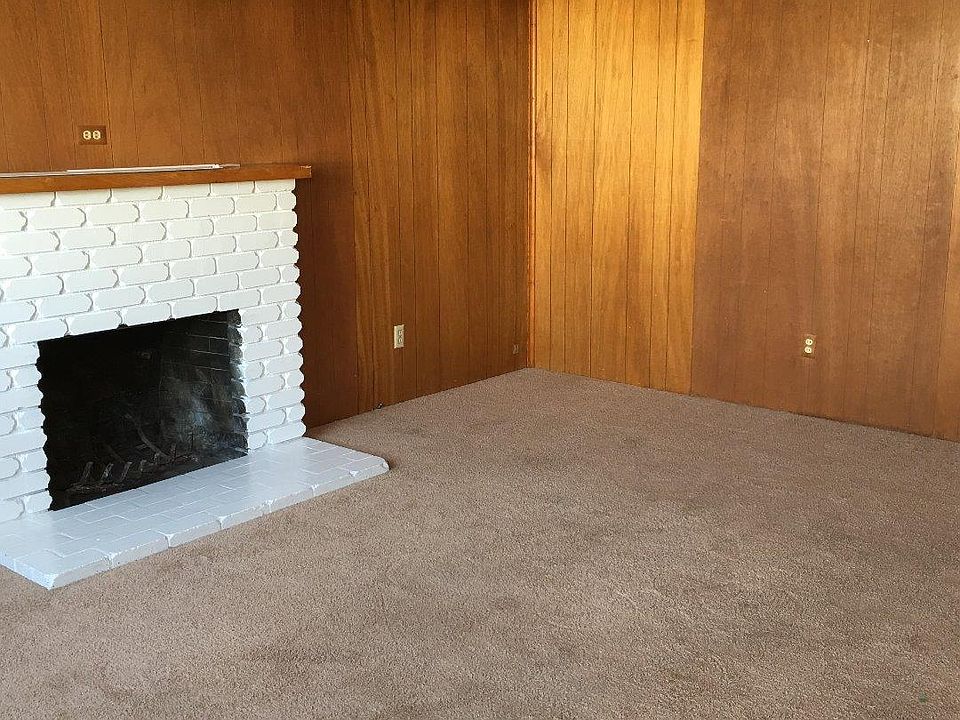 2nd image of 3081 Vaughn Ave