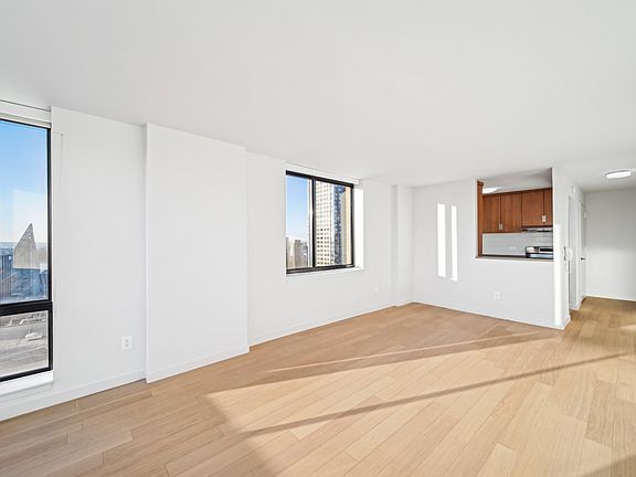 5th image of 1 Columbus Pl APT N30f