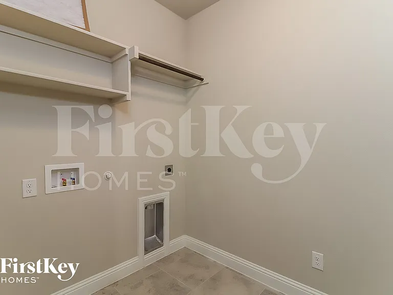 129 Independence — Photo 13