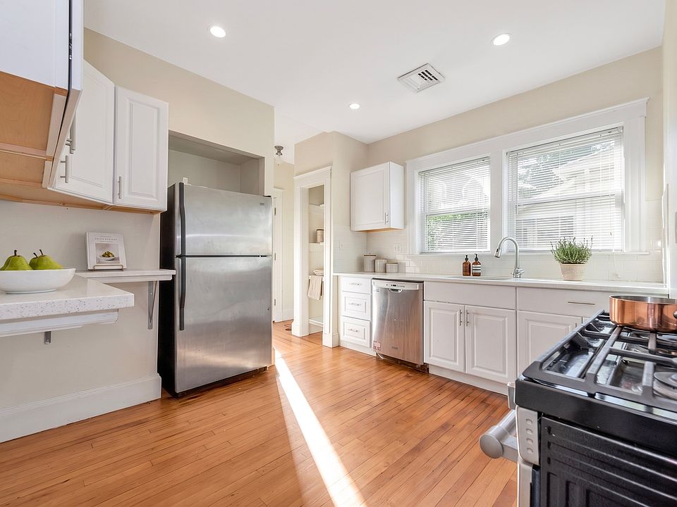 1st image of 299-301 Alewife Brook Pkwy #3
