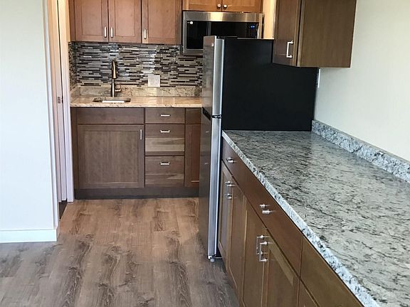 2nd image of 3501 Boardwalk APT B202