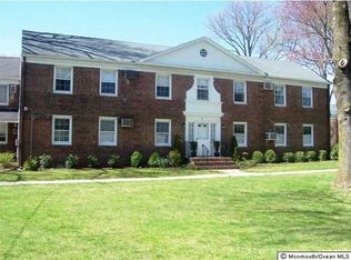 24 Pinckney Rd APT C, Red Bank, NJ 07701