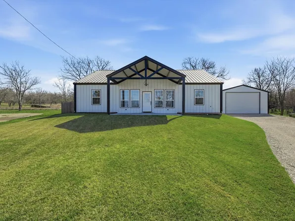 116 Valley Ridge Ct, Bridgeport, TX 76426