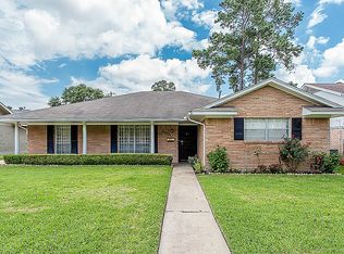 6530 Grovewood Ln, Houston, TX 77008