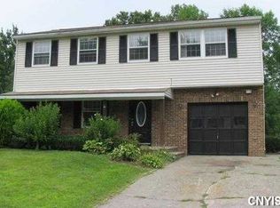 409 Rita Dr, North Syracuse, NY 13212