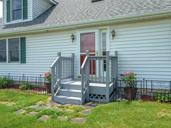 36216 2nd Ave, Gobles, MI 49055