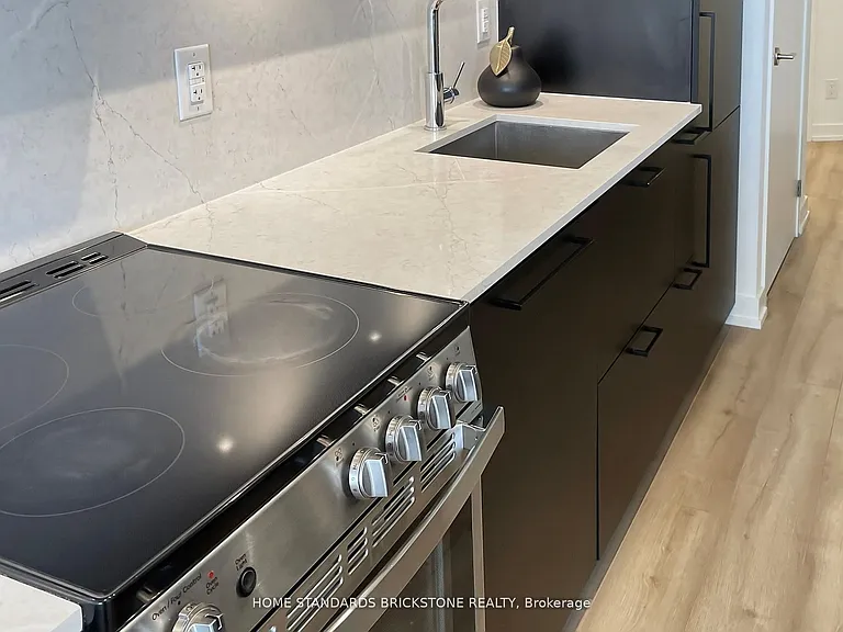 135 Liberty St #1007 — Photo 15
