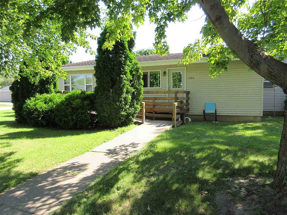 2nd image of 1204-1206 S 17th St