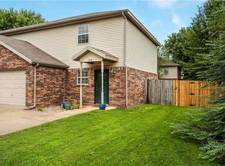 858 W Melmar Dr, Fayetteville, AR 72703
