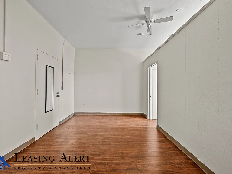 104 S Cummings St #104 — Photo 9