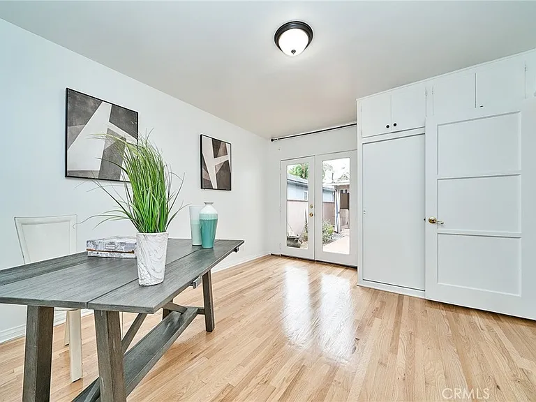 503 Longden Dr — Photo 18