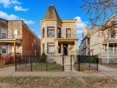 (Undisclosed Address), Chicago, IL, 60621