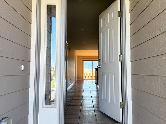 2nd image of 2407 Sun Ave