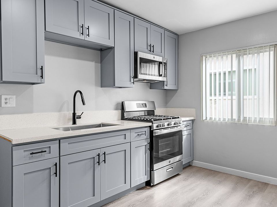 1st image of 113 S Lillie Ave #5