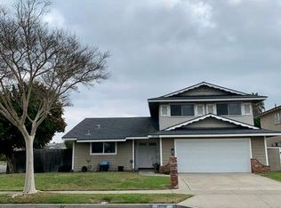 19592 Waterbury Ln, Huntington Beach, CA 92646