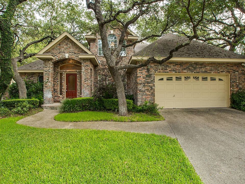 1st image of 2211 Blackoak Bnd