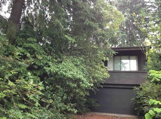 1223 NE 105th St, Seattle, WA 98125