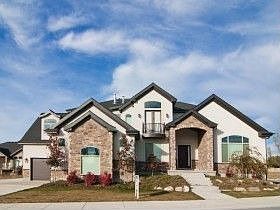 1st image of 1208 W Groves Crest Dr