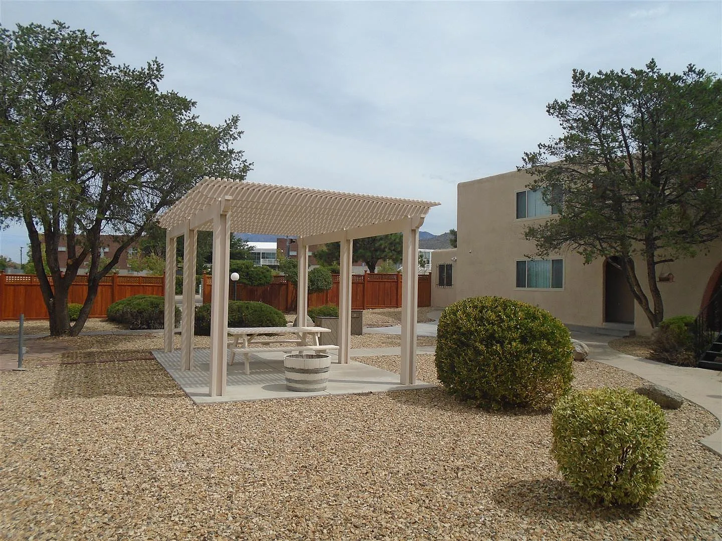 Vista del Norte — Photo 4