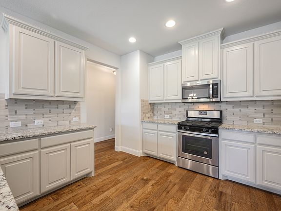 5th image of 1152 Wiltshire Dr