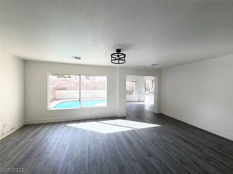 261 Delfino Way — Photo 5
