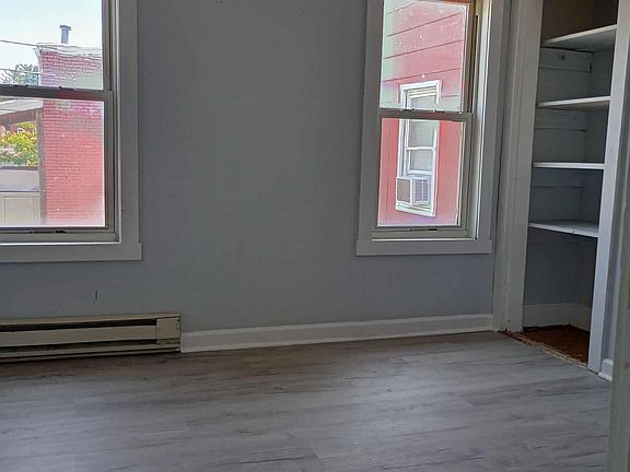 3rd image of 529 N Centre St #R